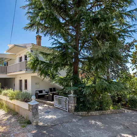 Appartamento House Rose With Private Pool And Garden - Happy *