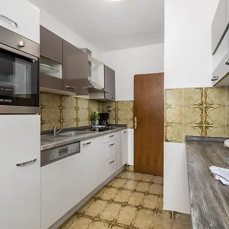 Appartamento House Rose With Private Pool And Garden - Happy