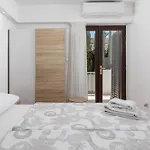 Apartment House Rose With Private Pool And Garden - Happy *